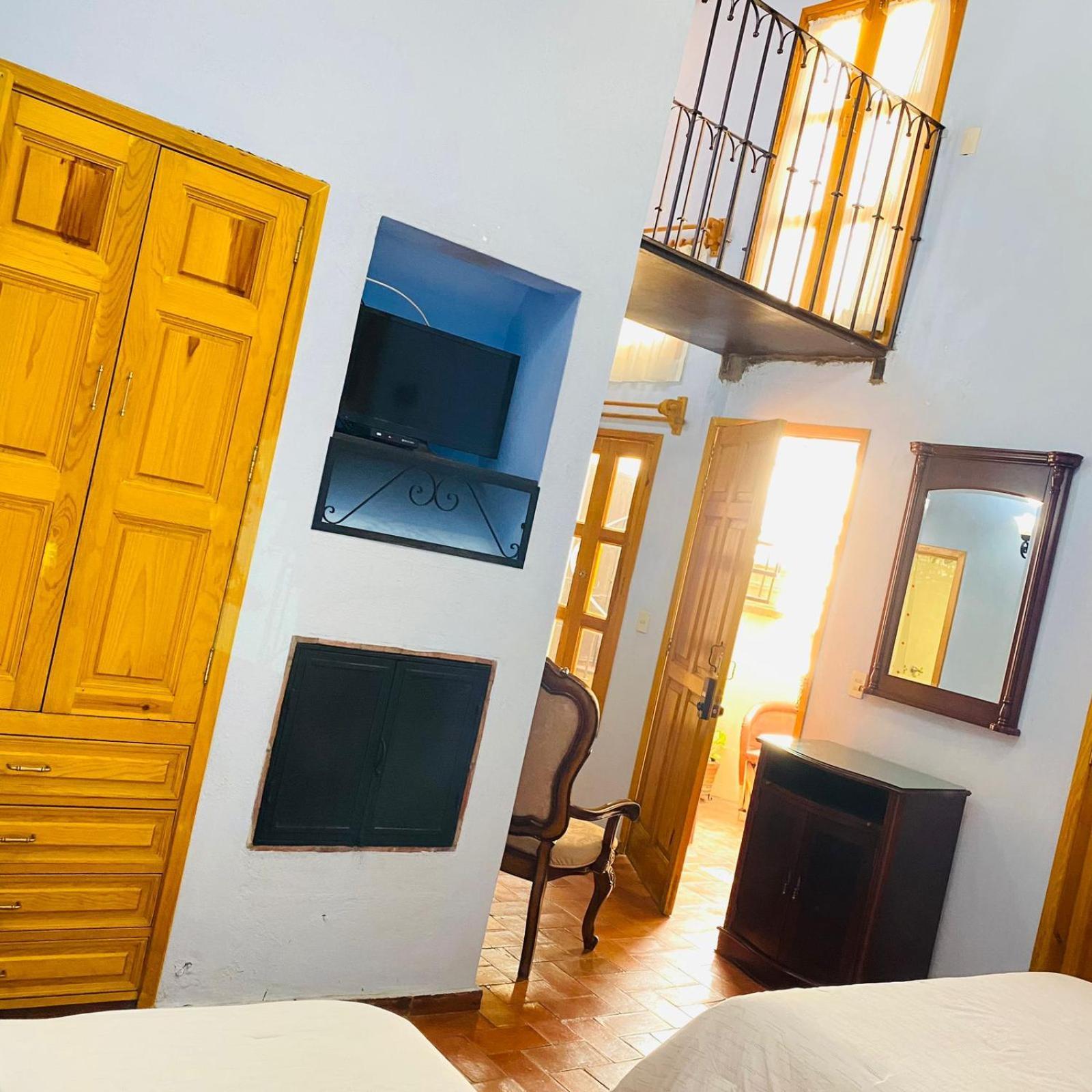 Hotel Antigua Casa De Piedra ซานมิเกล เด อาเญนเด ภายนอก รูปภาพ