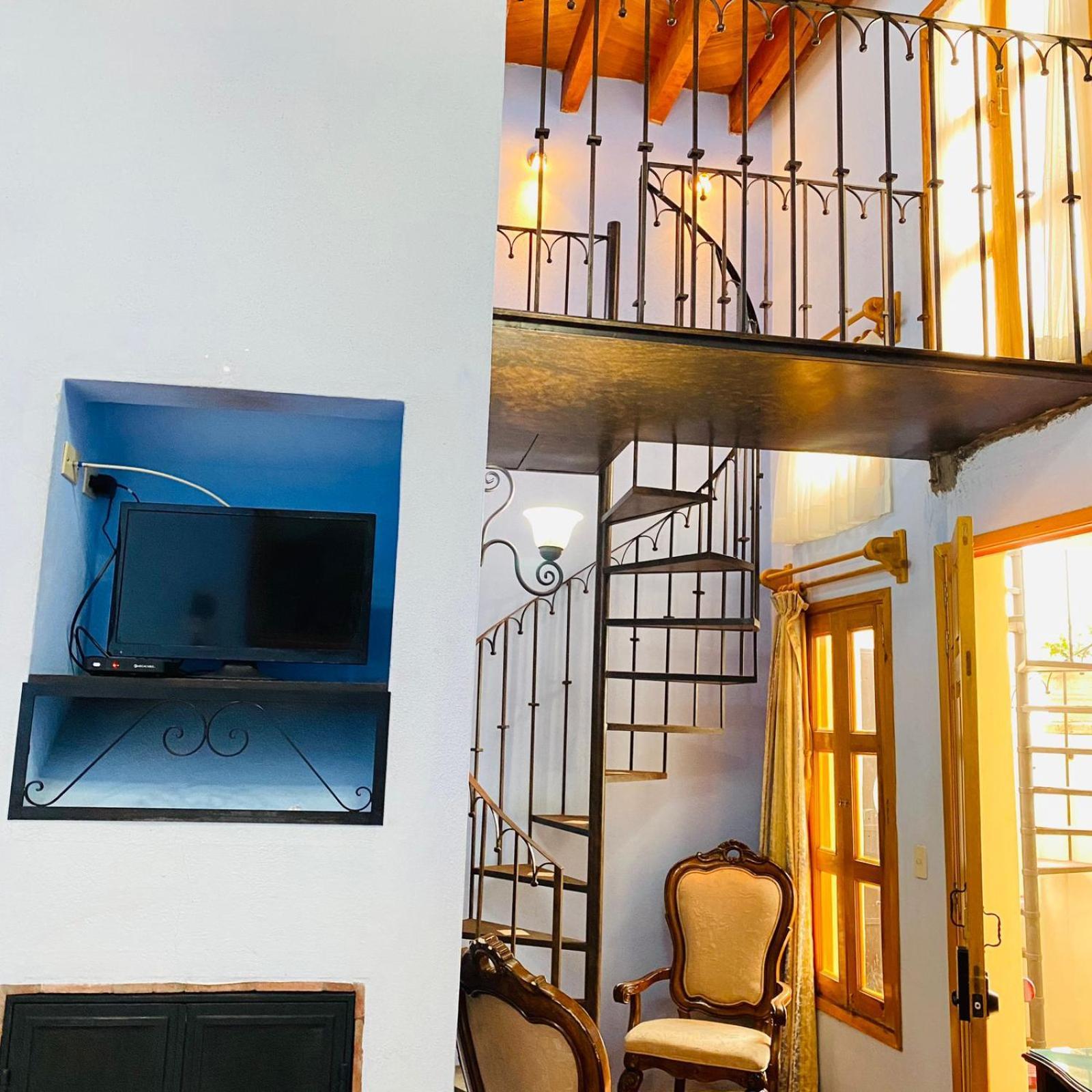 Hotel Antigua Casa De Piedra ซานมิเกล เด อาเญนเด ภายนอก รูปภาพ